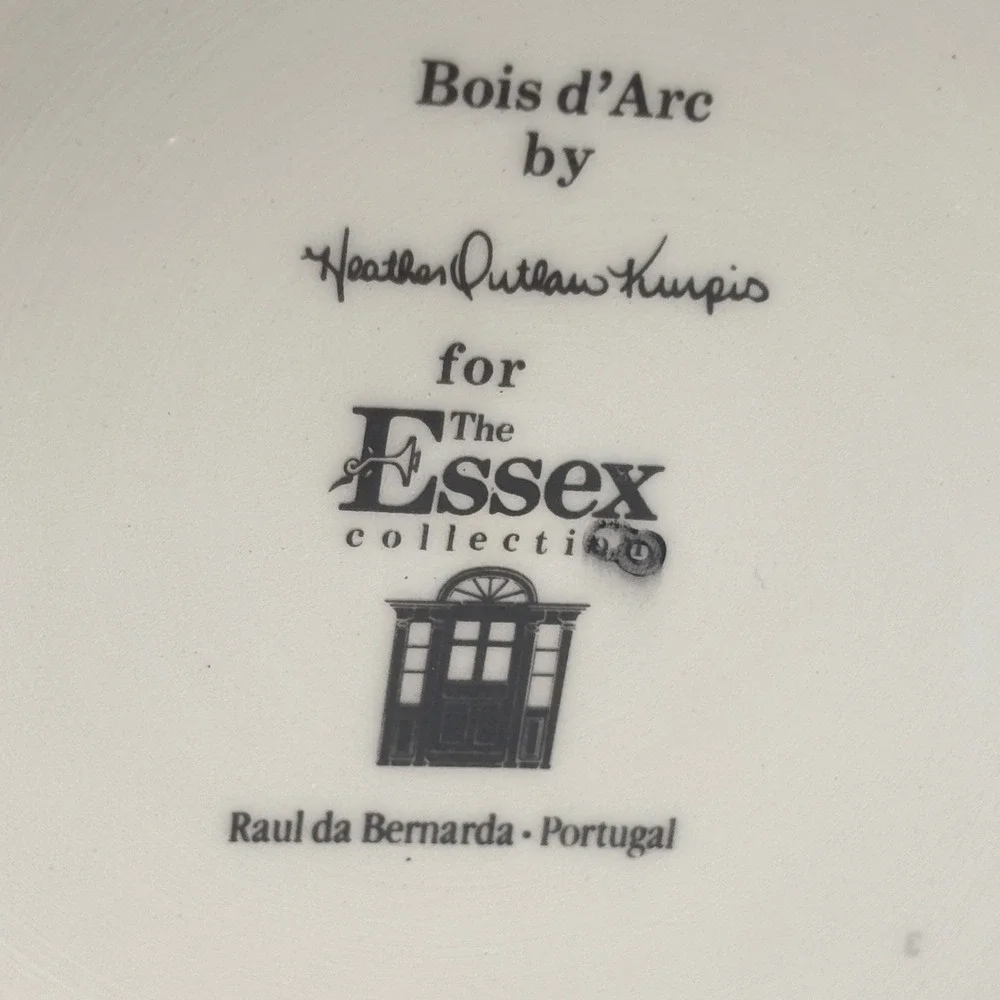 Bois d'Arc Essex Collection Ceramic Grape Vase Portugal Heather Outlaw Kumpis
